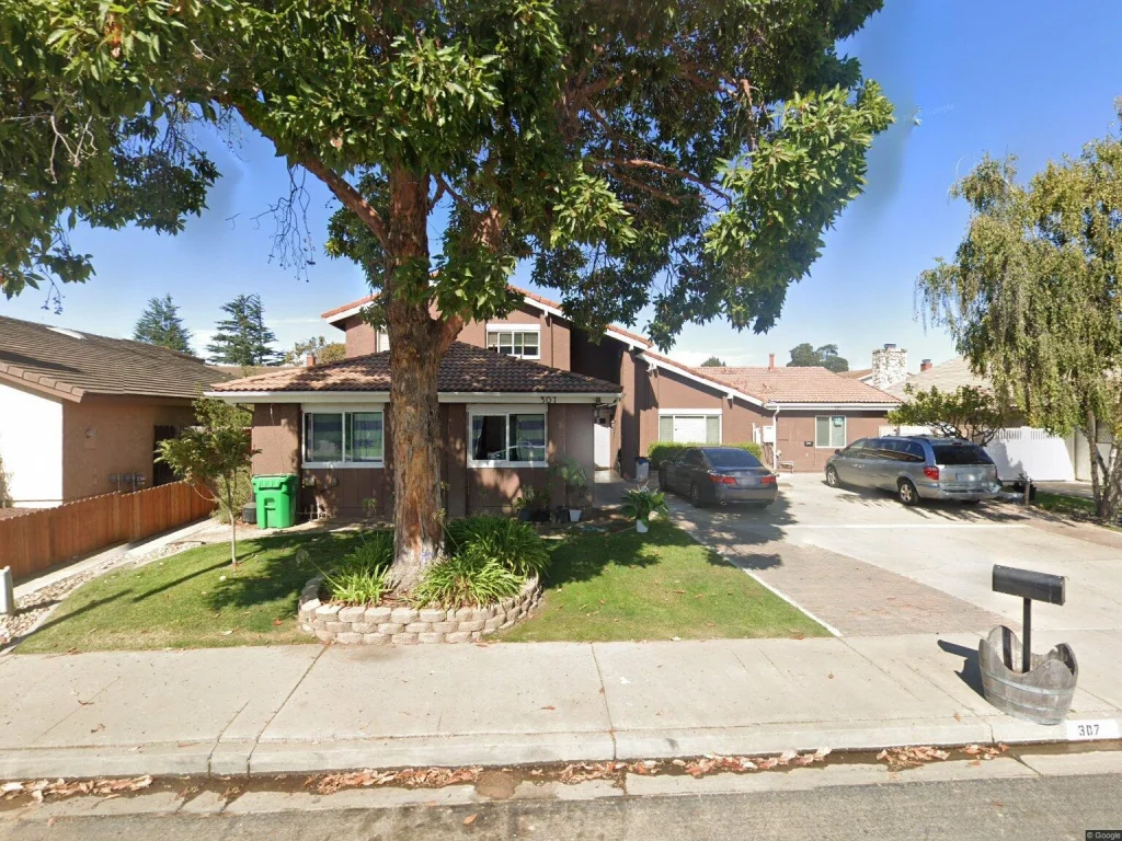307 Garnet Way